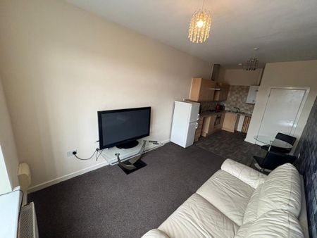 2 bedroom apartment to rent - Photo 4