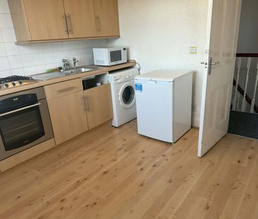 Chillingham Road, Newcastle upon Tyne - Photo 5