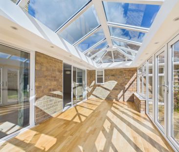 Bella Vista, Woodmancote, Cheltenham, GL52 - Photo 3