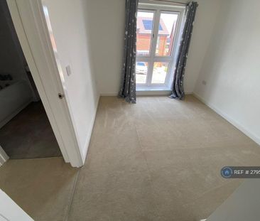 3 bedroom terraced house to rent - Photo 5