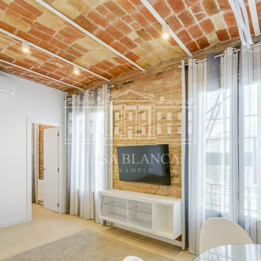 Piso de alquiler en Carrer de la Marina, 185, Fort Pienc - Photo 1