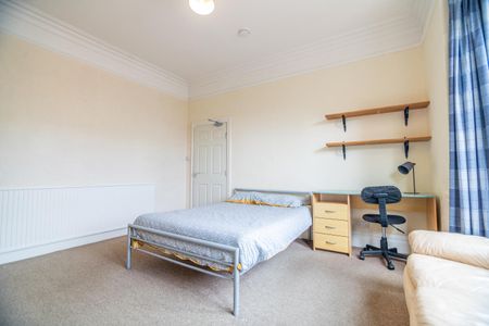 18 Gordon Street - Photo 3