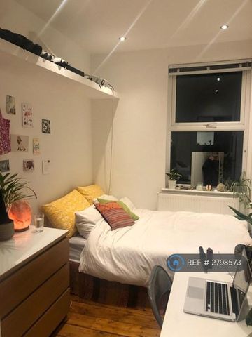 5 bedroom terraced house to rent - Photo 2