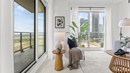 For Lease - 2220 Lakeshore Boulevard Unit# 1604, Toronto, Ontario - Photo 4