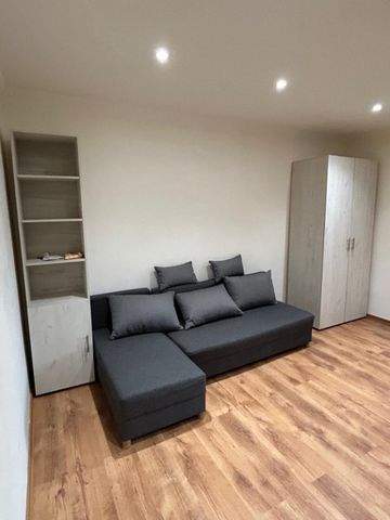 Garsonieră de închiriat în Tătărași – zona Flora, etaj 1 - Fotografie 3