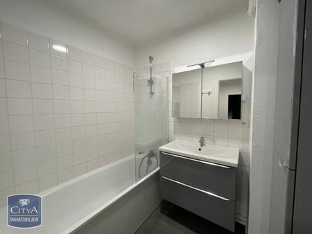 Location Appartement 2 pièces 46m² LE MANS 72000 - Photo 2