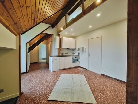 Appartement - à louer - foto 2