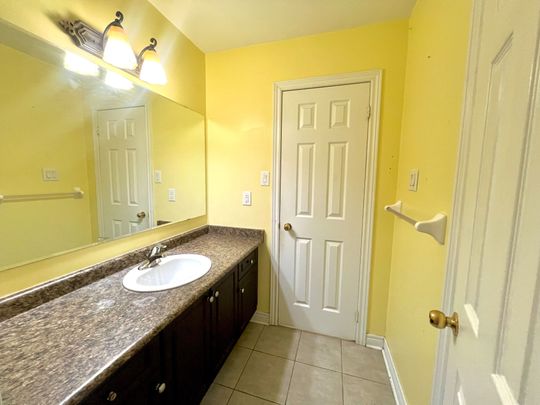 For Lease - 33 Fairlawn Boulevard, Brampton, Ontario - Photo 1