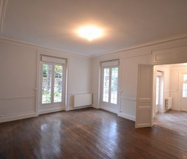 Location Maison 6 pièces 175m² NANTES 44000 - Photo 1