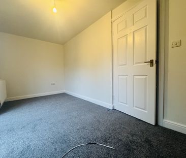 Platt Court, Shipley - Photo 3