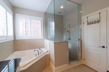 For Lease - 2128 Lillykin Street, Oakville, Ontario - Photo 2