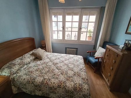 Apartamento de alquiler en Doctor Graiño, Centro - Photo 5