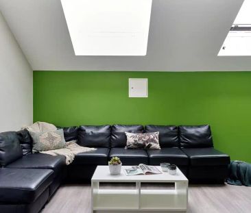 Penthouse Ensuite - Photo 5