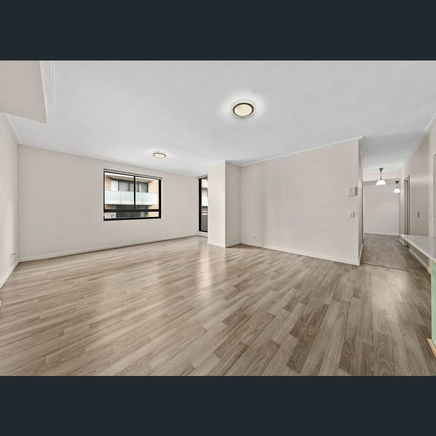 Fresh and Modern - Photo 1