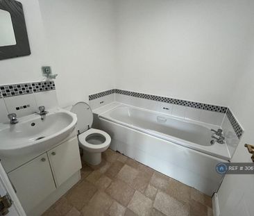 2 bedroom terraced house to rent - Photo 6