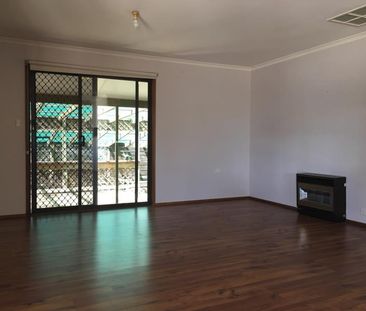 4A Alberrie street, Roxby Downs, SA 5725 - Photo 4