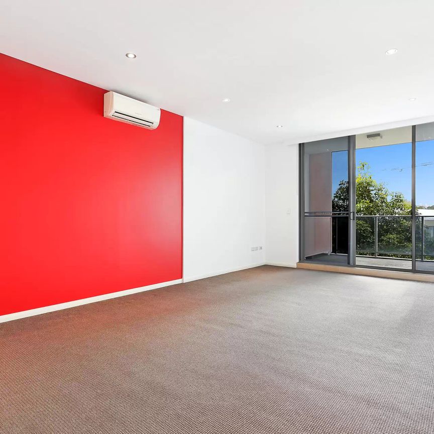 MGM MARTIN - TWO BEDROOM APARTMENT - Photo 1