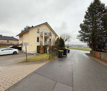 1. OG mit Feldblick / Süd-West-Balkon / Bad mit Wanne+Fenster+Dusch... - Foto 1