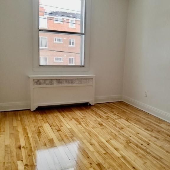 4 1/2 Cote des Neiges chauffé/heated - Photo 1