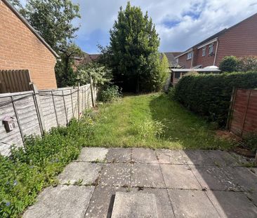 2 bedroom semi-detached house to rent - Photo 6
