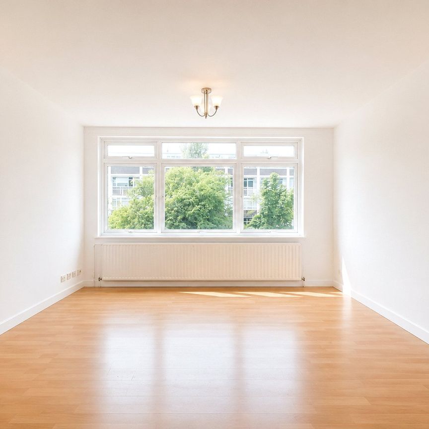 Kersfield Road, London, SW15 3HL - Photo 1