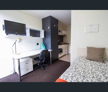706/127 Leicester Street, Carlton, Vic 3053 - Photo 2