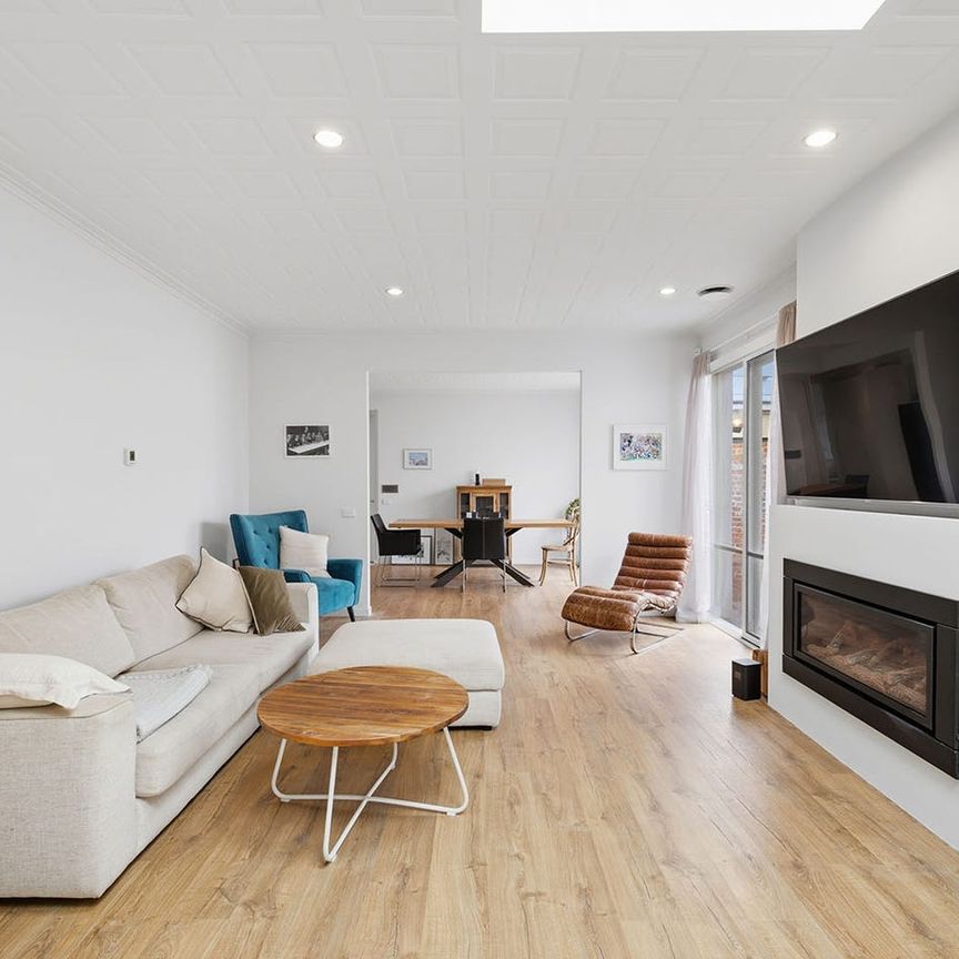 Easy Single-Level Living in a Prime Brighton Location - Photo 1