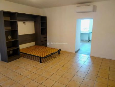 Location Appartement 2 pièces 44 m2 à Sainte-Gemme - Photo 2