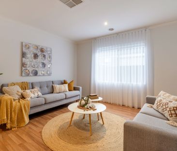 Family Comfort in the Heart of Craigieburn - Photo 2