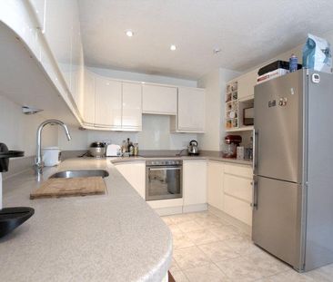 2 bedroom terraced house to rent - Photo 6