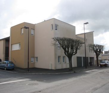 Location Appartement 2 pièces 59 m² Châteauroux - Photo 1