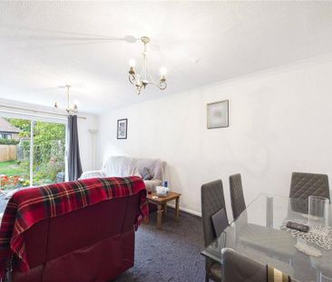2 bedroom bungalow to rent - Photo 2