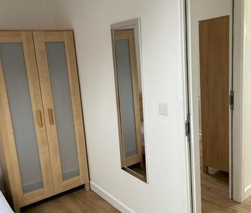 2 Bed Semi-Detached House, Burns Street, NG7 - Photo 6