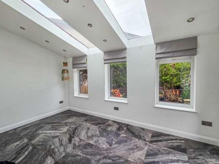 Thornview Road, Hellifield, Skipton, North Yorkshire, BD23 - Photo 2