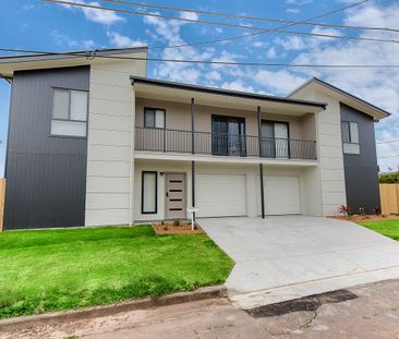 MODERN FURNISHED STUDIO WITH BILLS INCLUDED! - Photo 1