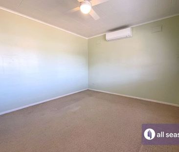 Spacious 4-Bedroom Home in Prime Family-Friendly Location - Photo 5