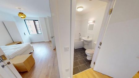 2 bedroom apartment to rent - Photo 3