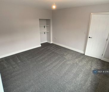 3 bedroom terraced house to rent - Photo 6