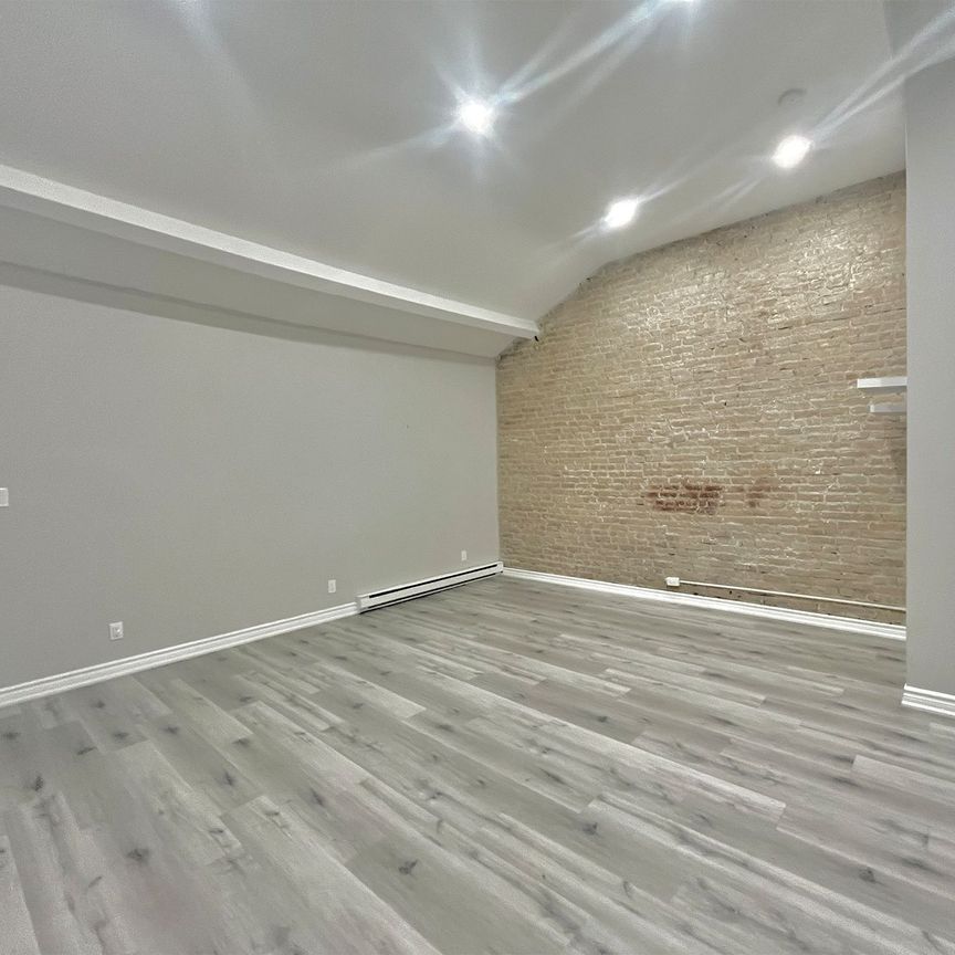 For Lease - 286 Talbot Street Unit# 5, St. Thomas, Ontario - Photo 1