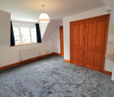 High Street, Royston, Reed - Photo 6