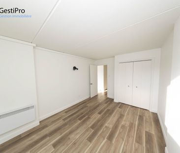 7-13 Chateauguay - Photo 3