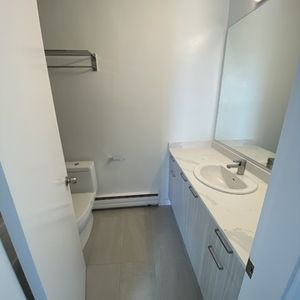 YORK HOUSE - Photo 2