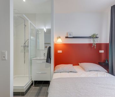 VENISE D Roommate 3 Bedrooms at Villeurbanne - Photo 2