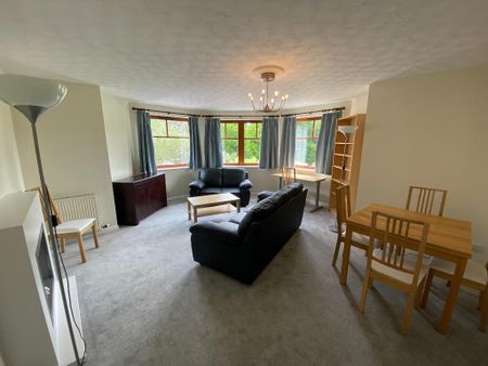 3 bedroom flat to rent - Photo 3