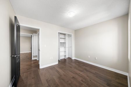 For Lease - 1821 Lamstone Street Unit# Upper, Innisfil, Ontario - Photo 5