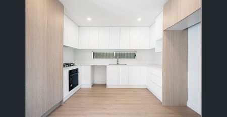 ** UTILITIES INCLUDED, WATER, ELECTRICITY, GAS, INTERNET - Photo 4