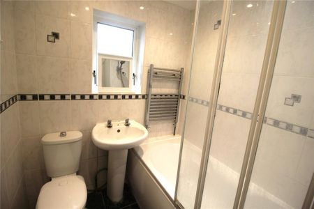 2 bedroom terraced house to rent - Photo 3