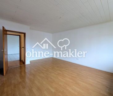 Frisch renoviert & viel Platz: 3,5-Zimmer-Wohnung mit Stellplatz & ... - Photo 1