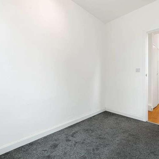 Nightingale Lane, Nightingale Triangle, SW12 - Photo 1