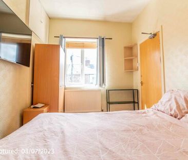 41 Scarborough Terrace - Photo 6